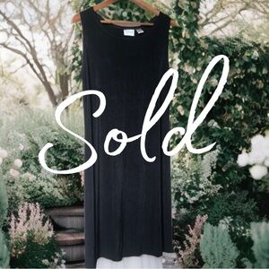 🖤 Chico’s Travelers Black Sleeveless Relaxed Maxi Dress 
Silky Stretchy